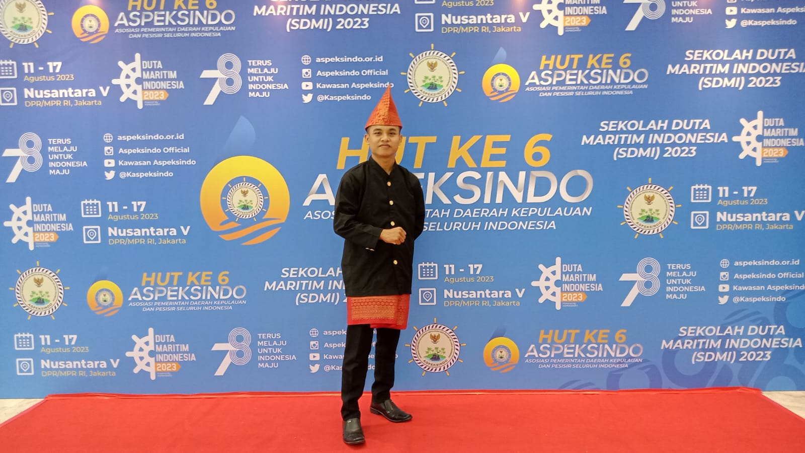 Khairul Adlani, a student of Agribusiness at the University of Bengkulu (UNIB), is representing Bengkulu Province in the Indonesian Maritime Ambassador School III competition organized by ASPEKSINDO in 2023. Khairul Adlani, a student of Agribusiness at the University of Bengkulu (UNIB), is representing Bengkulu Province in the Indonesian Maritime Ambassador School III competition organized by ASPEKSINDO in 2023.