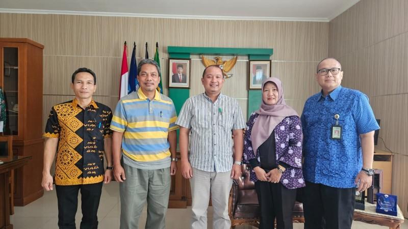 Faculty of Agriculture Hosts Visit from Prof. Dr. Suhaimi Bin AB. Rahman (Universiti Putra Malaysia) Faculty of Agriculture Hosts Visit from Prof. Dr. Suhaimi Bin AB. Rahman (Universiti Putra Malaysia)