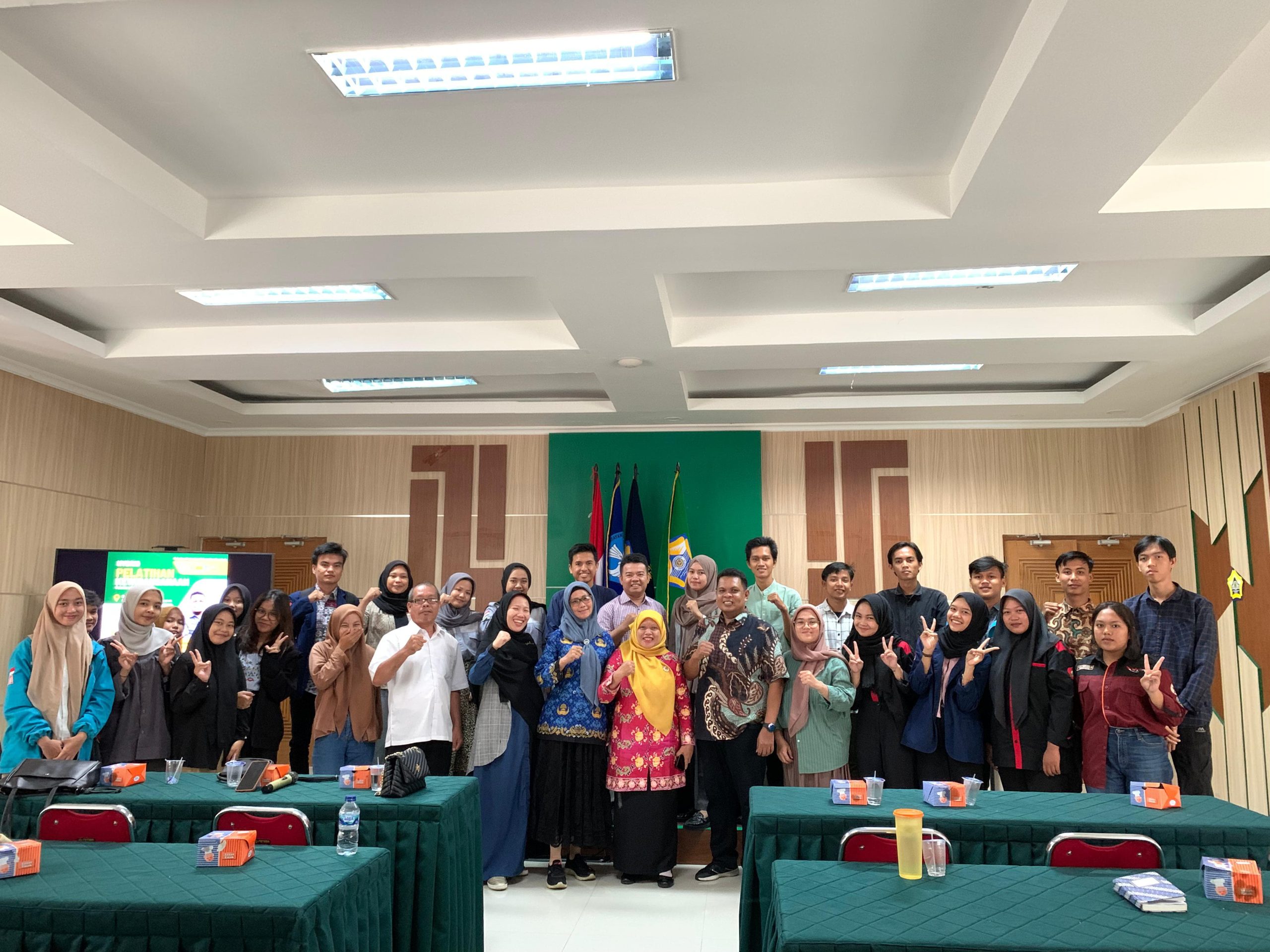 The Faculty of Agriculture successfully conducted the “Entrepreneurship Training” event. The Faculty of Agriculture successfully conducted the “Entrepreneurship Training” event.