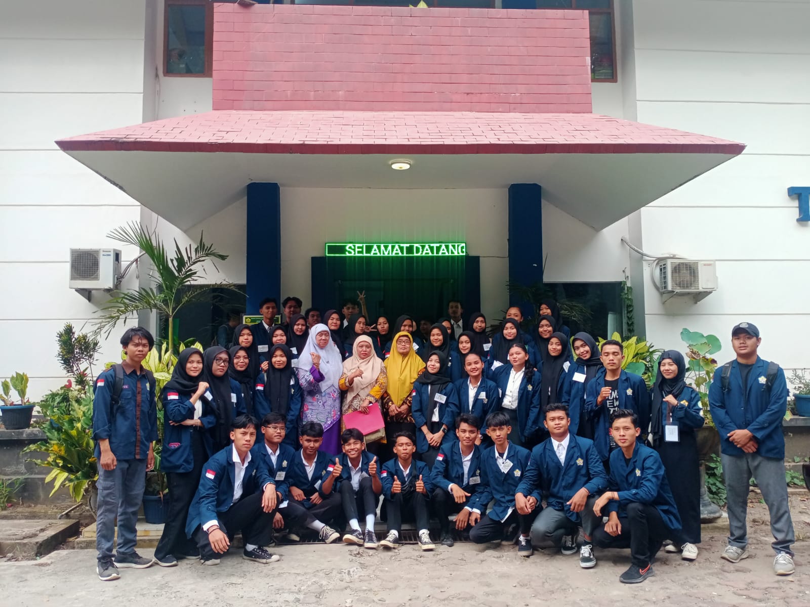 Plant Protection Student Association (HPMT) Social Service Camp 2024, in Srikaton, Central Bengkulu Plant Protection Student Association (HPMT) Social Service Camp 2024, in Srikaton, Central Bengkulu