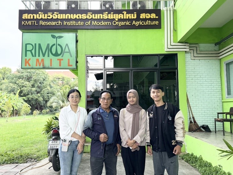 Assoc. Prof. Dr. Indra Cahyadinata Visits Agriculture Internship Students at RIMOA During ICIST 2024: Encouraging Future Success Assoc. Prof. Dr. Indra Cahyadinata Visits Agriculture Internship Students at RIMOA During ICIST 2024: Encouraging Future Success