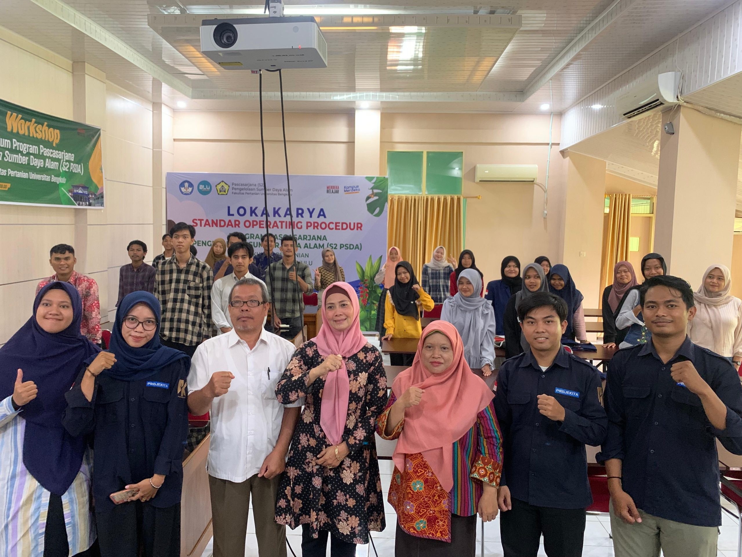 Multimedia Training, Faculty of Agriculture, University of Bengkulu 2024 Multimedia Training, Faculty of Agriculture, University of Bengkulu 2024