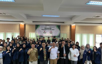 Dean of FP UNIB Officially Opens the Forestry Department Public Lecture: Foresters in the Millennial Era