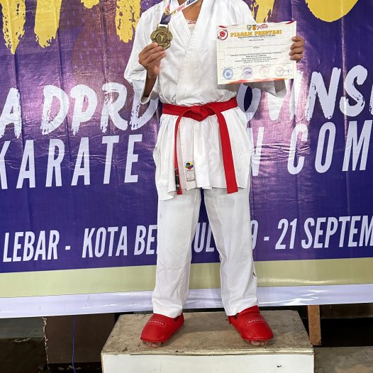 Faculty of Agriculture Student Wins 1st Place at RKOC II Championship, Chairman of Bengkulu Provincial DPRD Cup