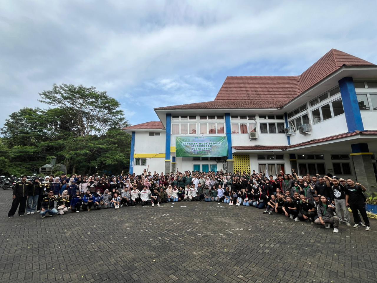 HIMA Sylva PCSI FP UNIB–Led Environmental Stewardship Initiative: Advancing a Plastic-Free and Sustainable Campus at Universitas Bengkulu through the Gemilang Movement